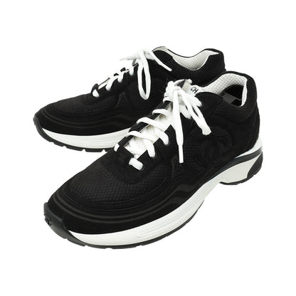 CHANEL CC Logo Fabric Runner – Black / White – product view
