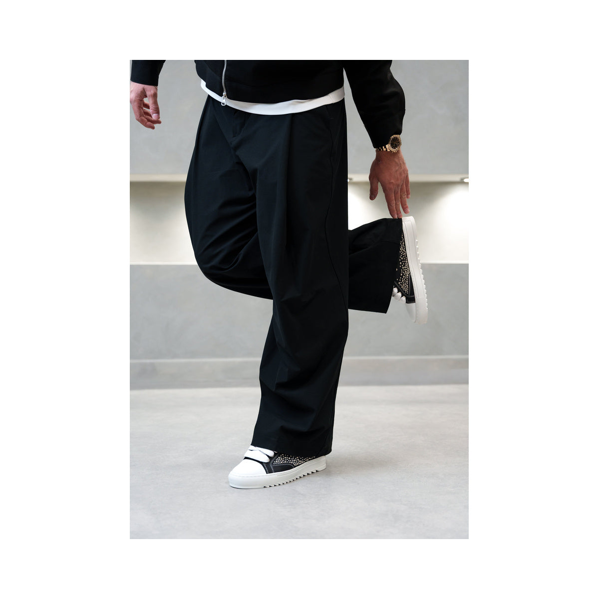 NUMERIS Atelier Sneaker – Studded Leather – additional product view 1